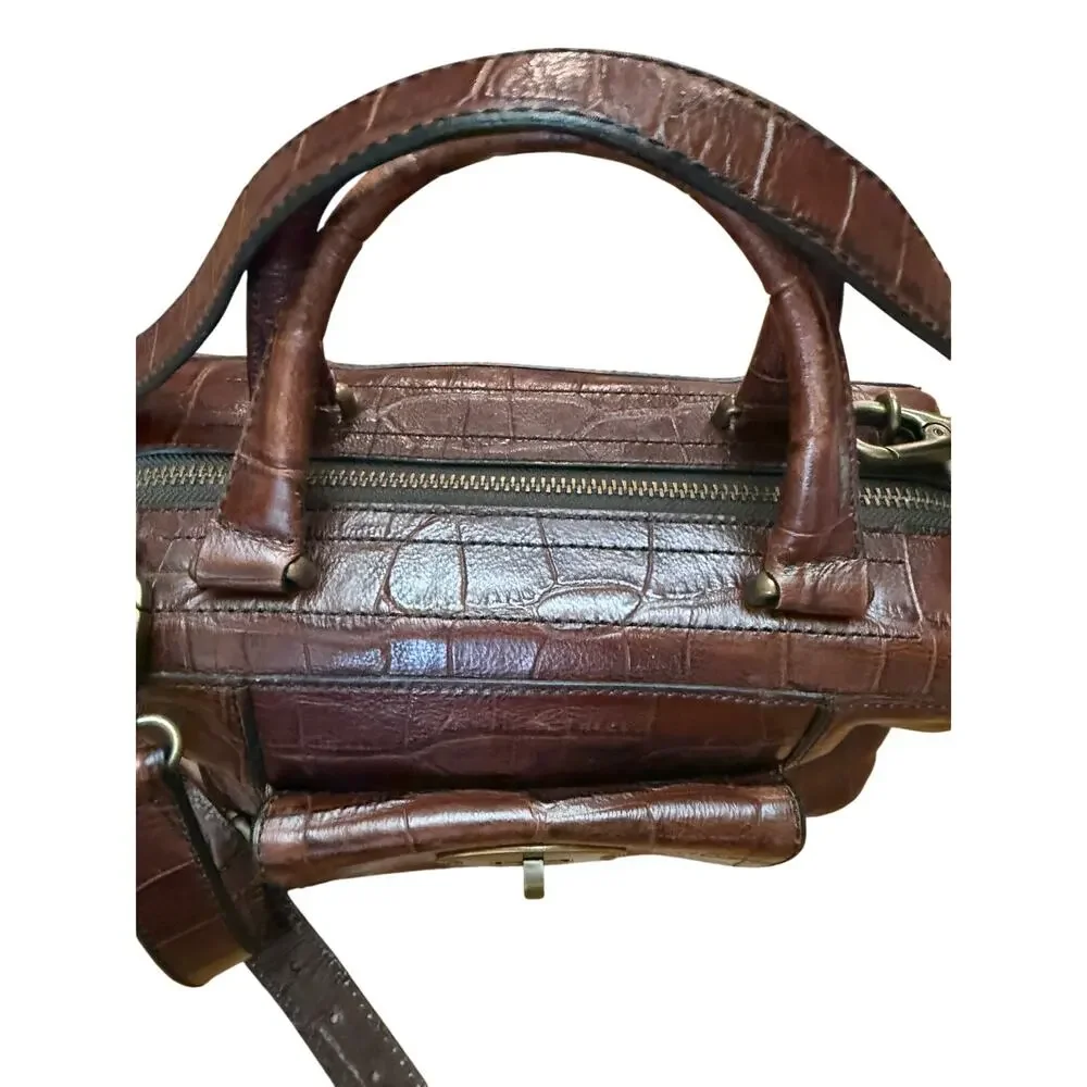 Vintage Fossil Reissue Frame Doctor bag croc embossed leather stylish classy